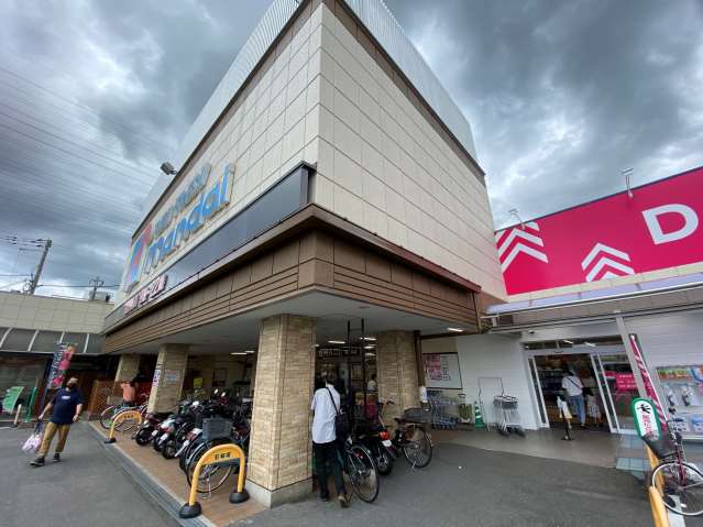 スーパー　（株）万代／善根寺店（スーパー）まで604m