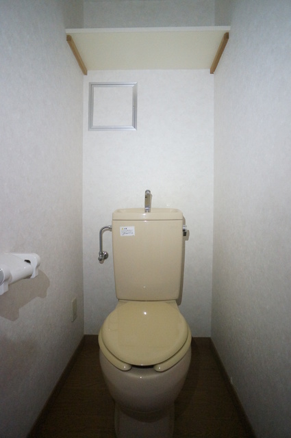 トイレ　バストイレ別なので毎日快適にお過ごしいただけます♪