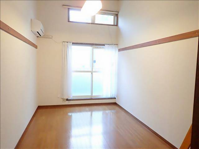 居室・リビング　広々７．５帖のお部屋です。