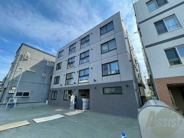 建物外観　白石区本通１３「Ｆｏｒｅｓｔ　Ｐａｒｋ　南郷１３」