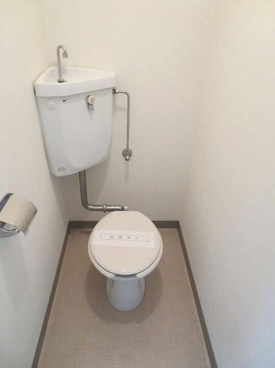 トイレ　トイレ