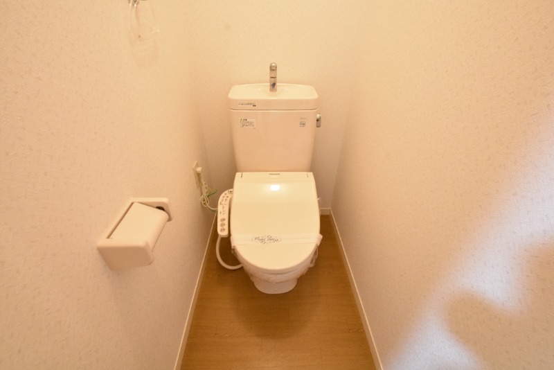 トイレ　サニースクエア西崎
