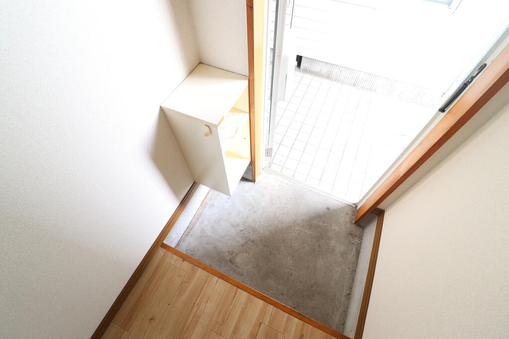 玄関　靴箱付きの玄関です★