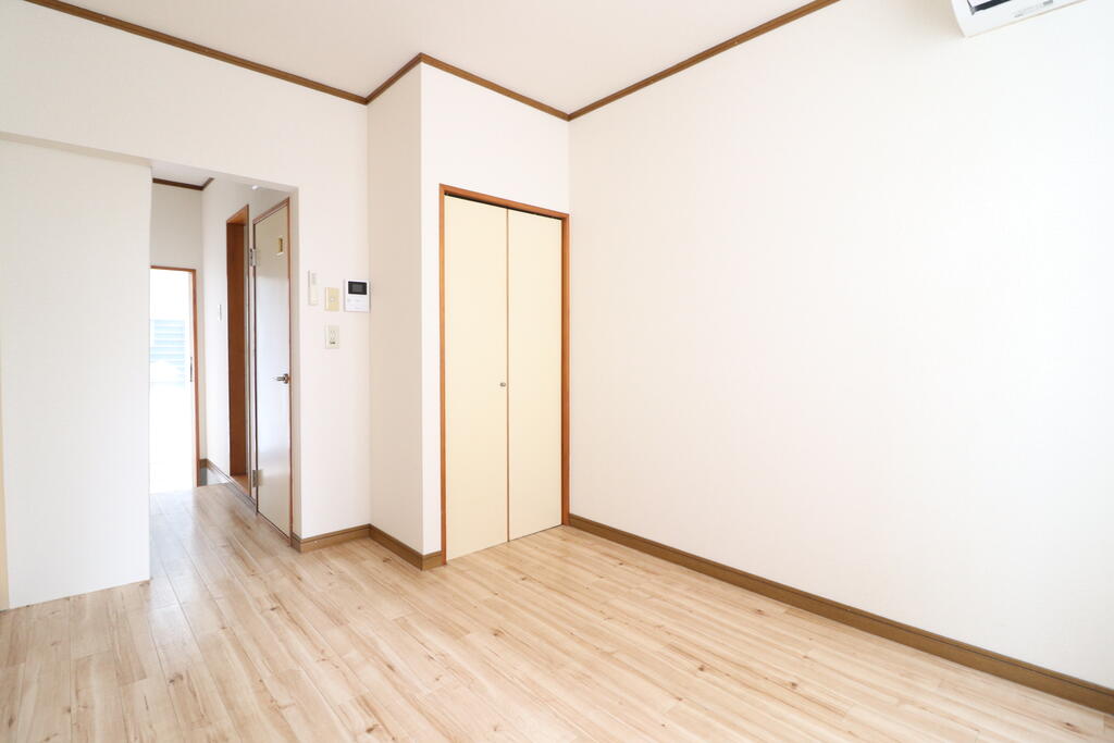 居室・リビング　洋室です！