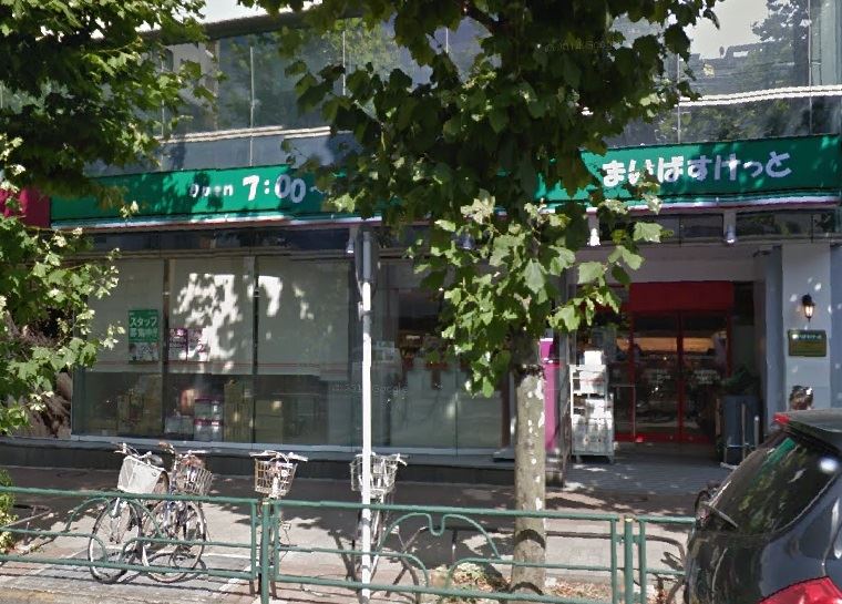 スーパー　まいばすけっと新富町駅前店（スーパー）まで160m