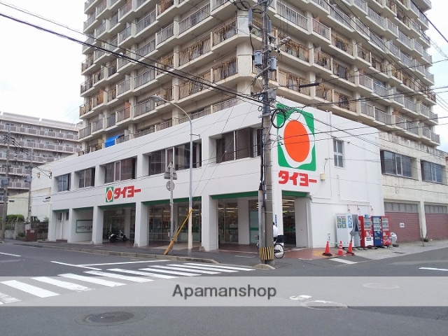 スーパー　タイヨー甲突店（スーパー）まで850m