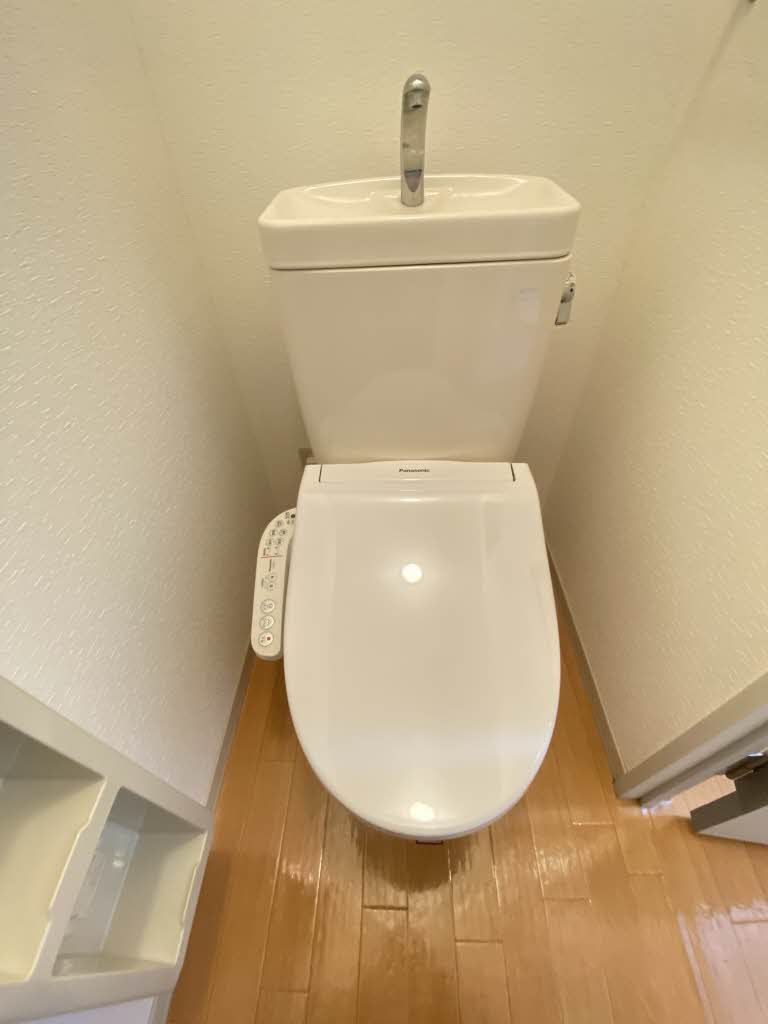 トイレ　トイレ