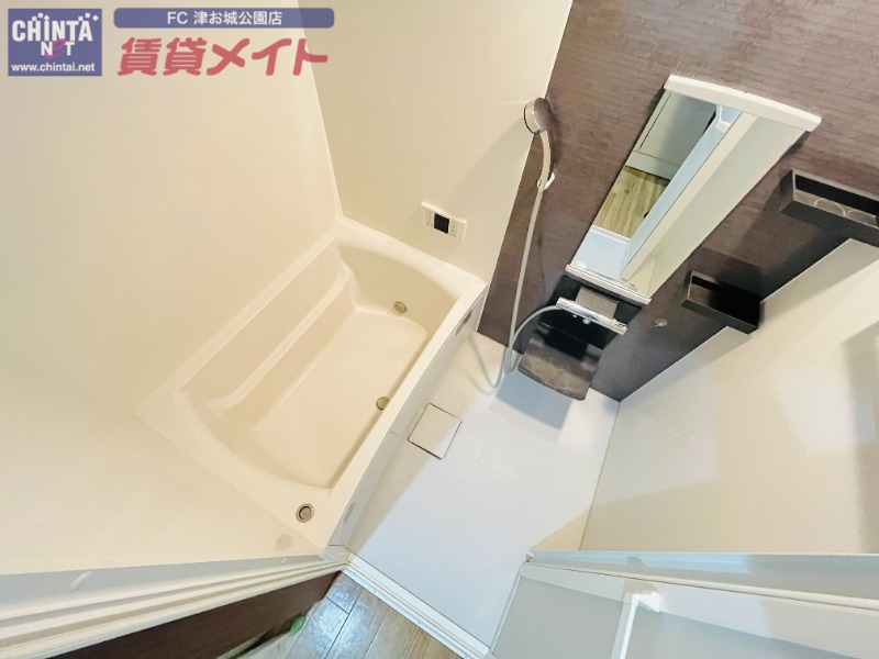 バス・シャワールーム　同一物件別部屋