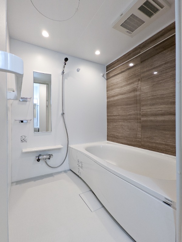 バス・シャワールーム　図面と現状に相違がある場合には現状を優先