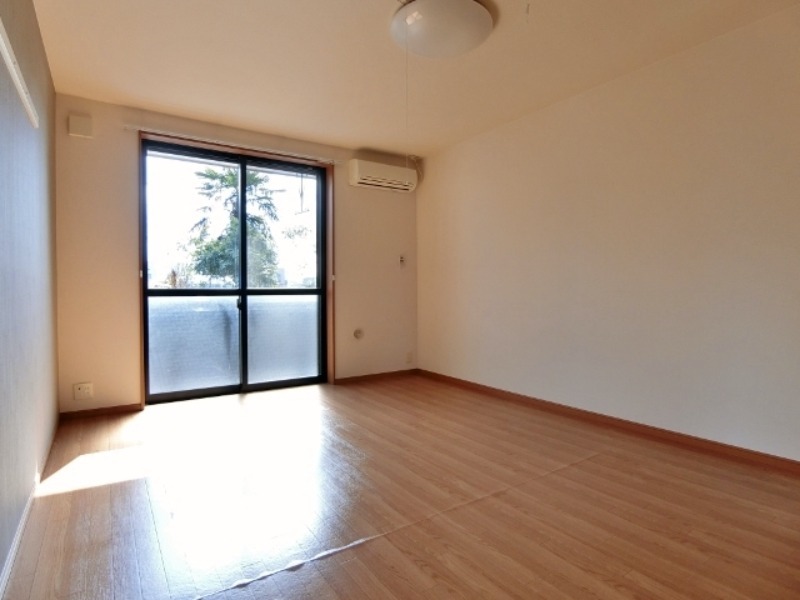 居室・リビング　図面と現状に相違がある場合には現状を優先