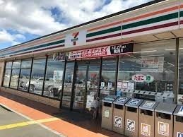 コンビニ　セブンイレブン本庄早稲田西店（コンビニ）まで950m