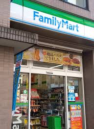 コンビニ　ファミリーマート立川ウインズ前店（コンビニ）まで463m