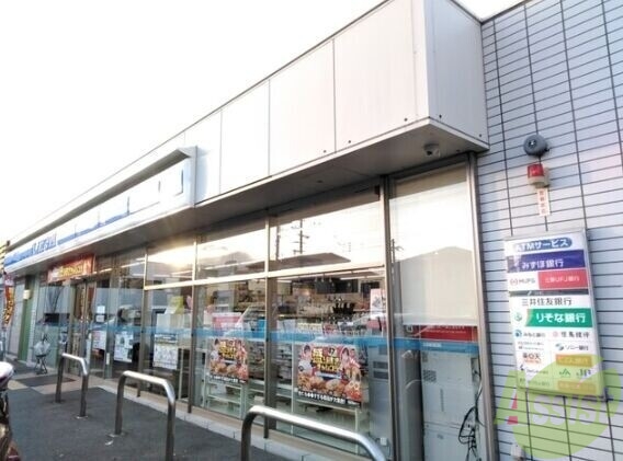 コンビニ　ローソン宝塚中筋八丁目店（コンビニ）まで166m