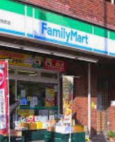 コンビニ　ファミリーマート伝通院前店（コンビニ）まで213m