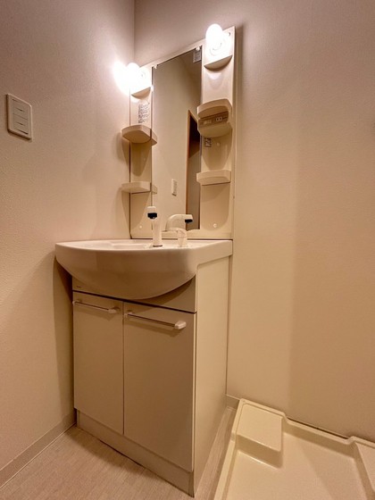 洗面設備　※他物件の写真です。