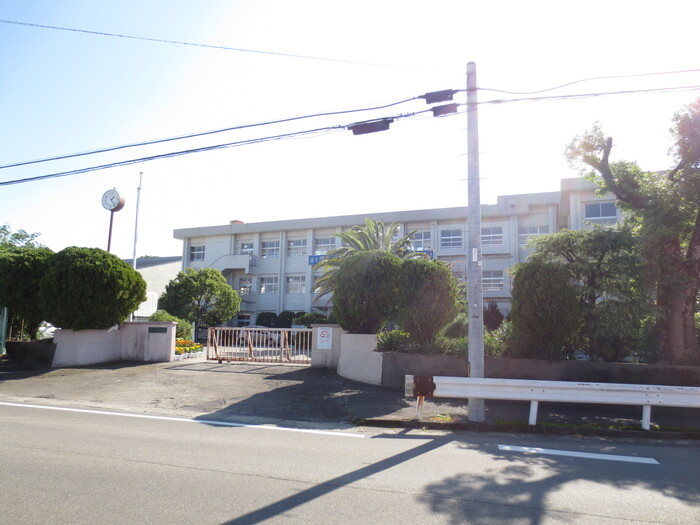 中学校　宮崎市立檍中学校（中学校）まで1598m