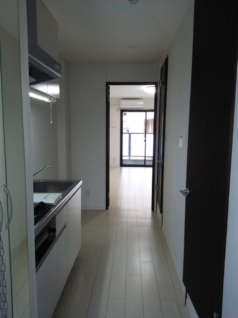 キッチン　システムキッチン・玄関