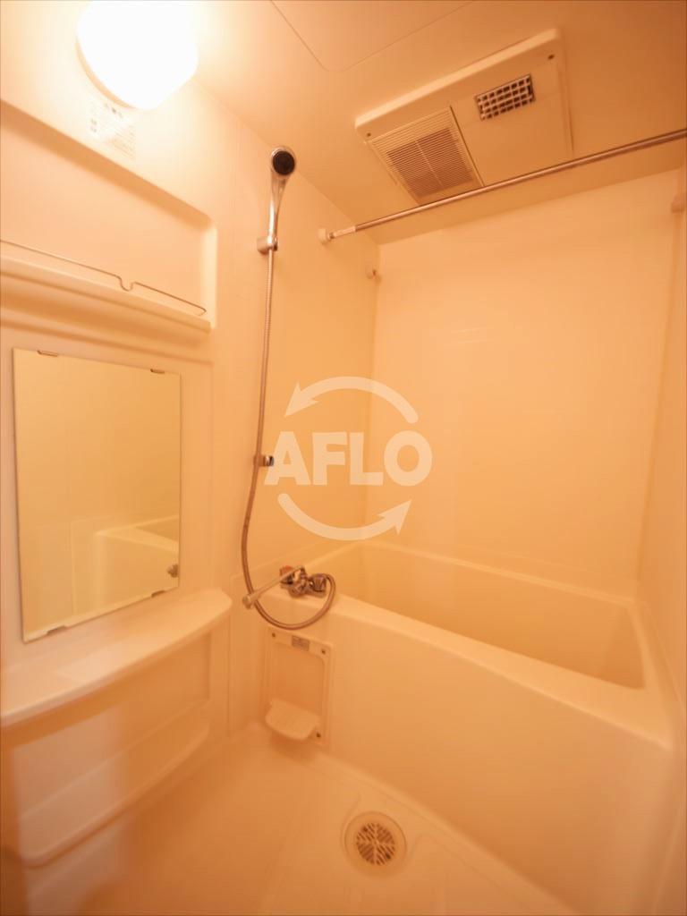 バス・シャワールーム　エスリード北浜　浴室