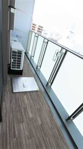 バルコニー　バルコニー