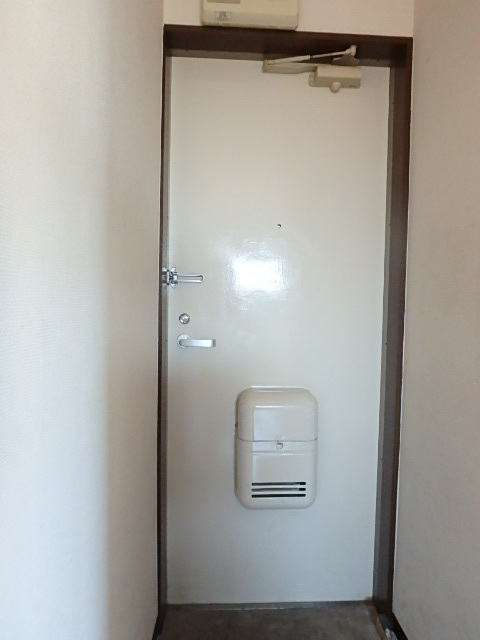 玄関　図面と現状に相違がある場合には現状を優先