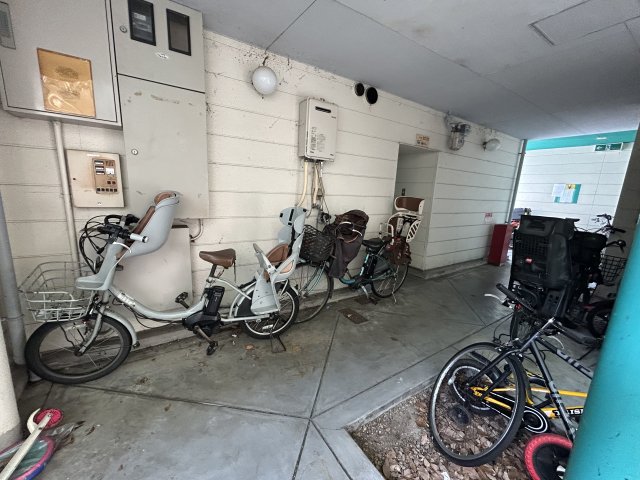 ロビー　建物の内部です