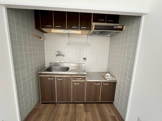 キッチン　コンパクトなキッチンで掃除もラクラク