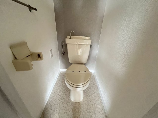 トイレ　トイレもきれいです