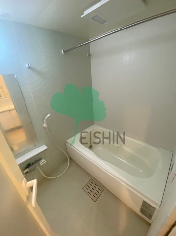 バス・シャワールーム　清潔感のある浴室です！