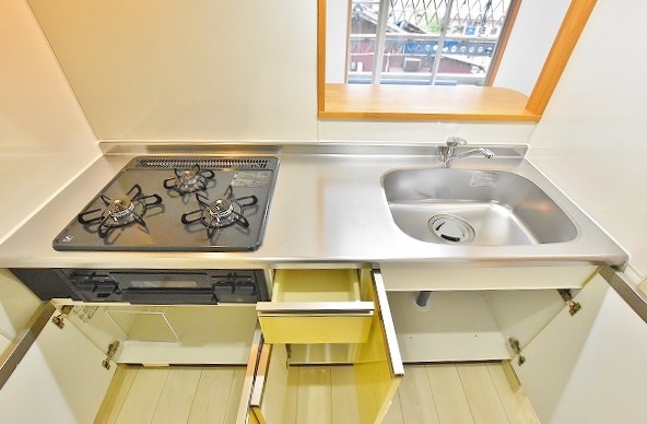 キッチン　★３口ガスシステムキッチン(グリル付)★