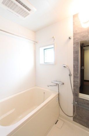 バス・シャワールーム　☆ゆったりとくつろげるお風呂☆
