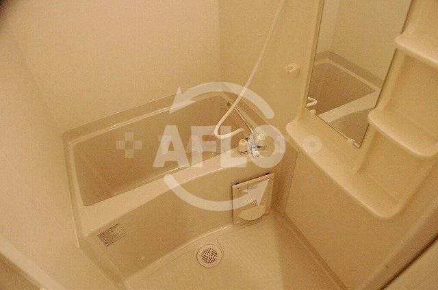 バス・シャワールーム　プレサンス堺筋本町駅前　浴室