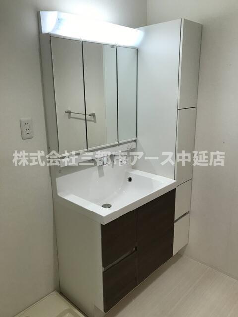 洗面設備　アメニティ５５　は三都市アース中延店へお任せください！　ご内