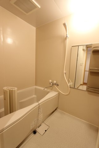 バス・シャワールーム　参考写真です。現況優先。