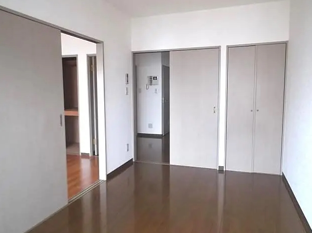 居室・リビング　オールフローリング・2DK☆