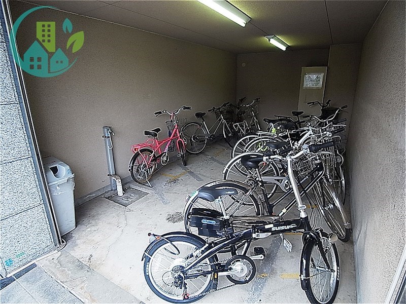 その他共有部分　ワコーレフット篠原(ネット無料、洗濯機付)