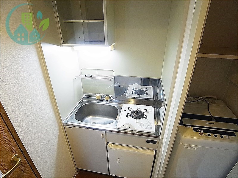 キッチン　ワコーレフット篠原(ネット無料、洗濯機付)