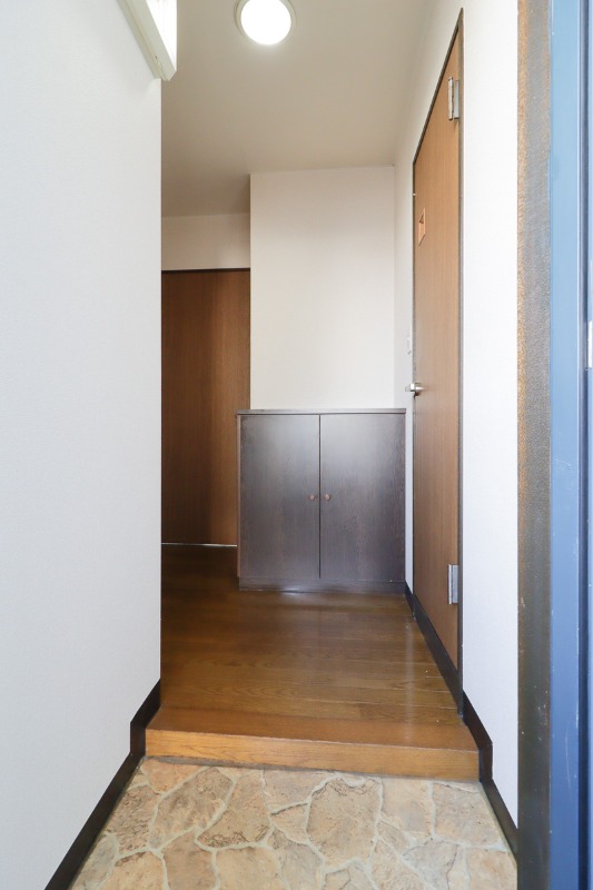 玄関　図面と現状に相違がある場合には現状を優先