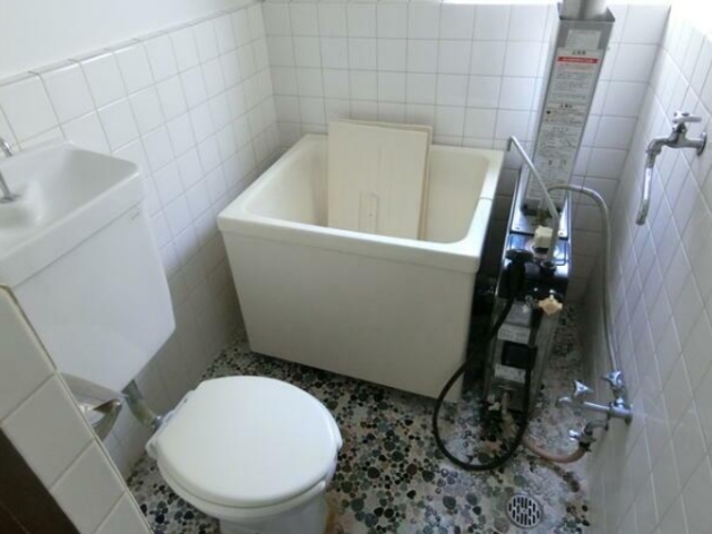 バス・シャワールーム