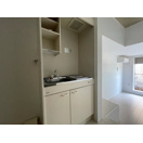 キッチン　収納豊富なキッチン付き！