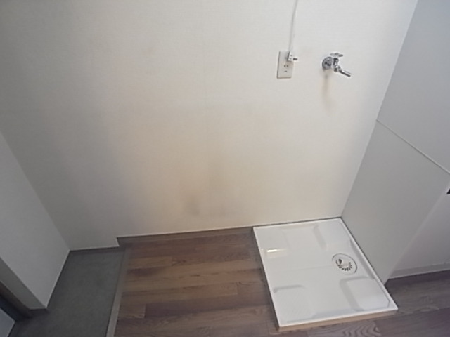 その他　室内洗濯機置き場付きです。