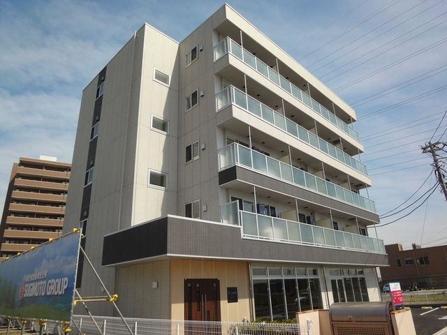 建物外観　２０１１年築　駅徒歩２分