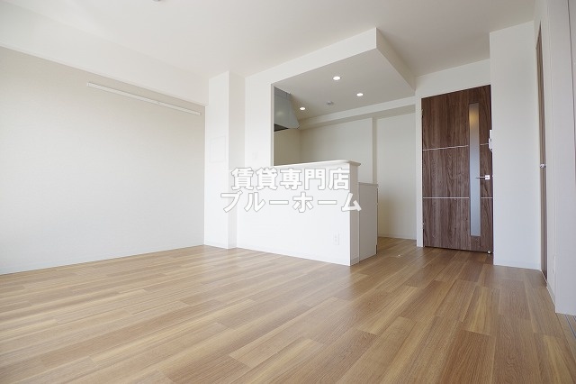 居室・リビング　12.7帖の広々としたリビング！