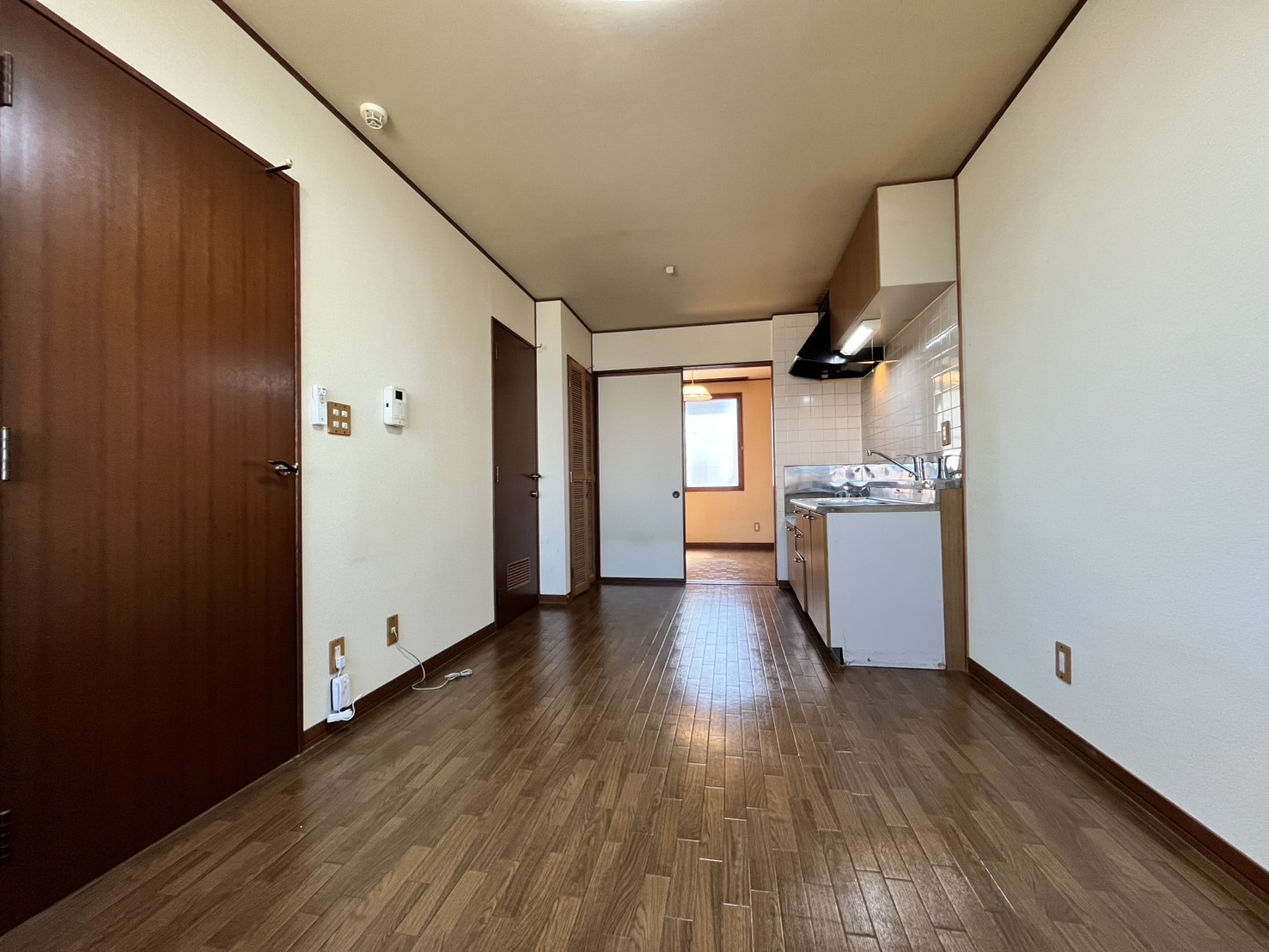 居室・リビング　※間取り反転