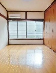 ＪＲ京浜東北線 大森駅 徒歩10分 2階建 築62年の居間写真