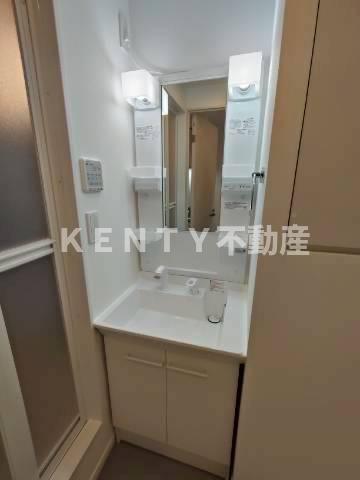 玄関　シンプルで使いやすい玄関です