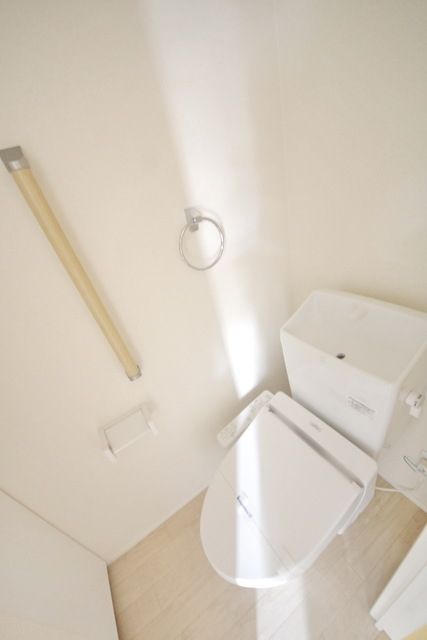 トイレ　★見学希望等はタウンハウジング中央林間店までお気軽に♪★