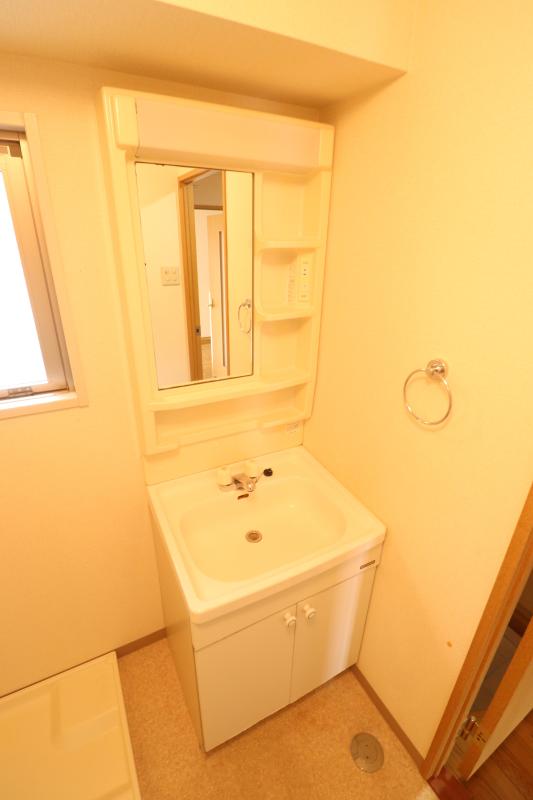 洗面設備　洗面脱衣所　独立洗面台あり