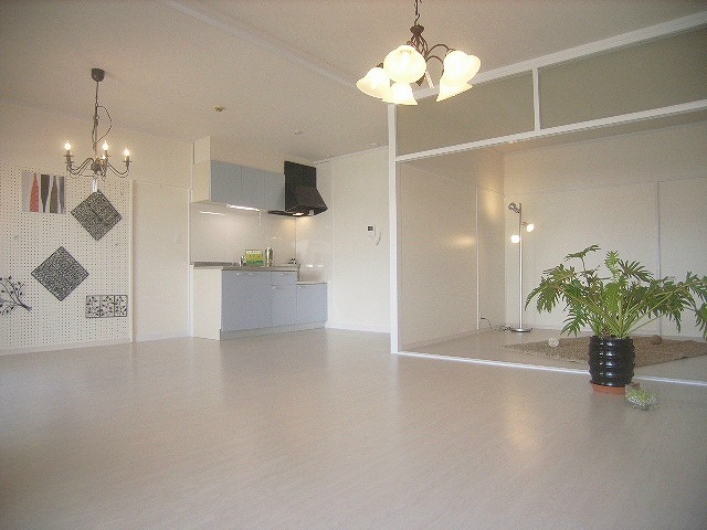 居室・リビング　別号室