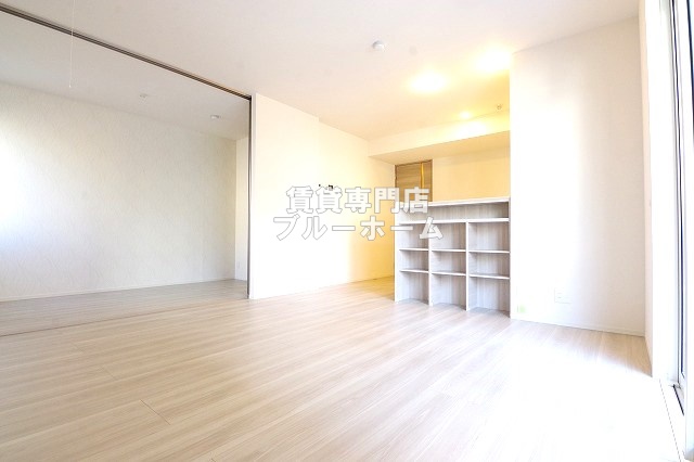 居室・リビング　広々としたリビング！