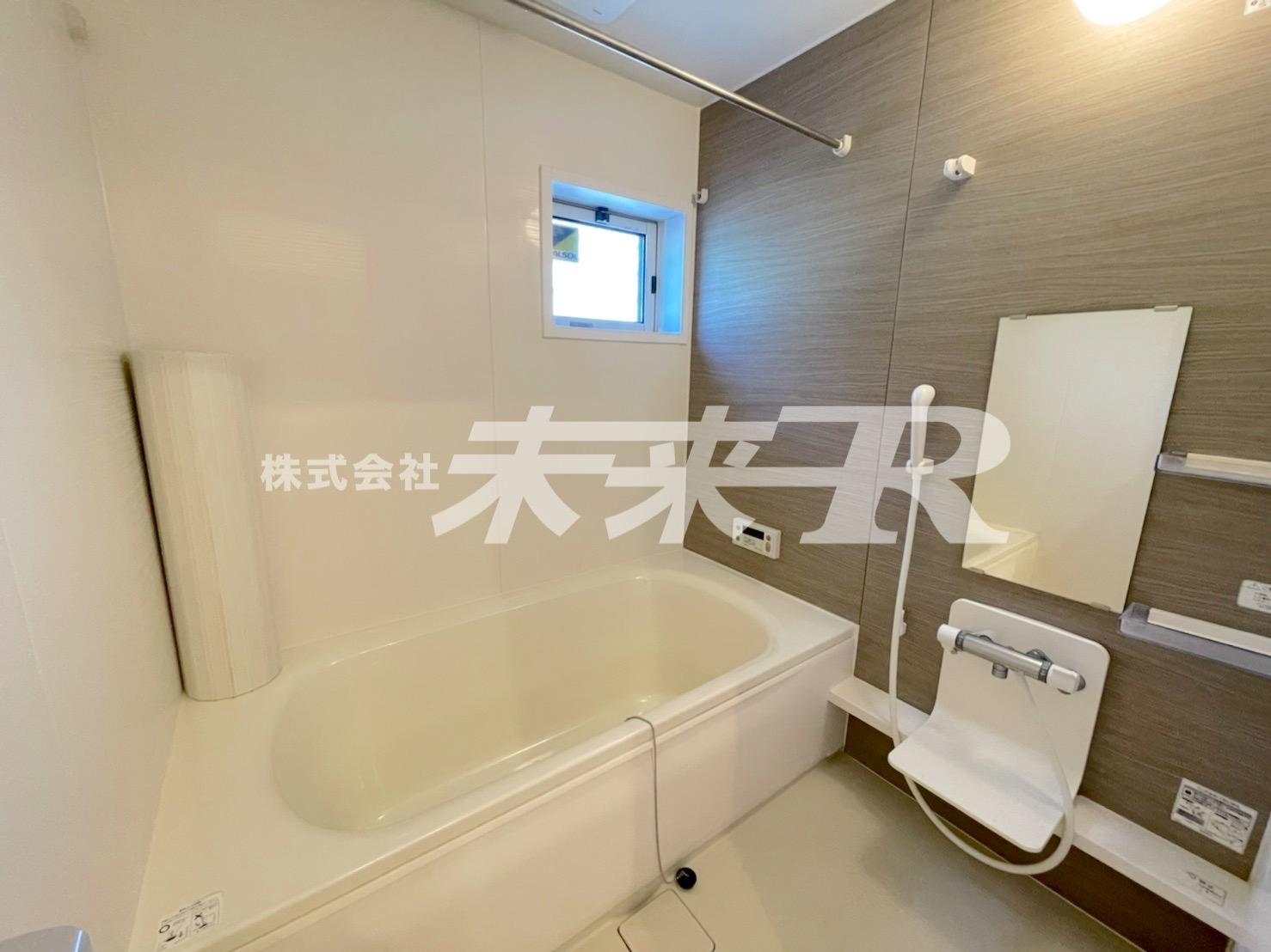 バス・シャワールーム　※同施工会社類似物件です